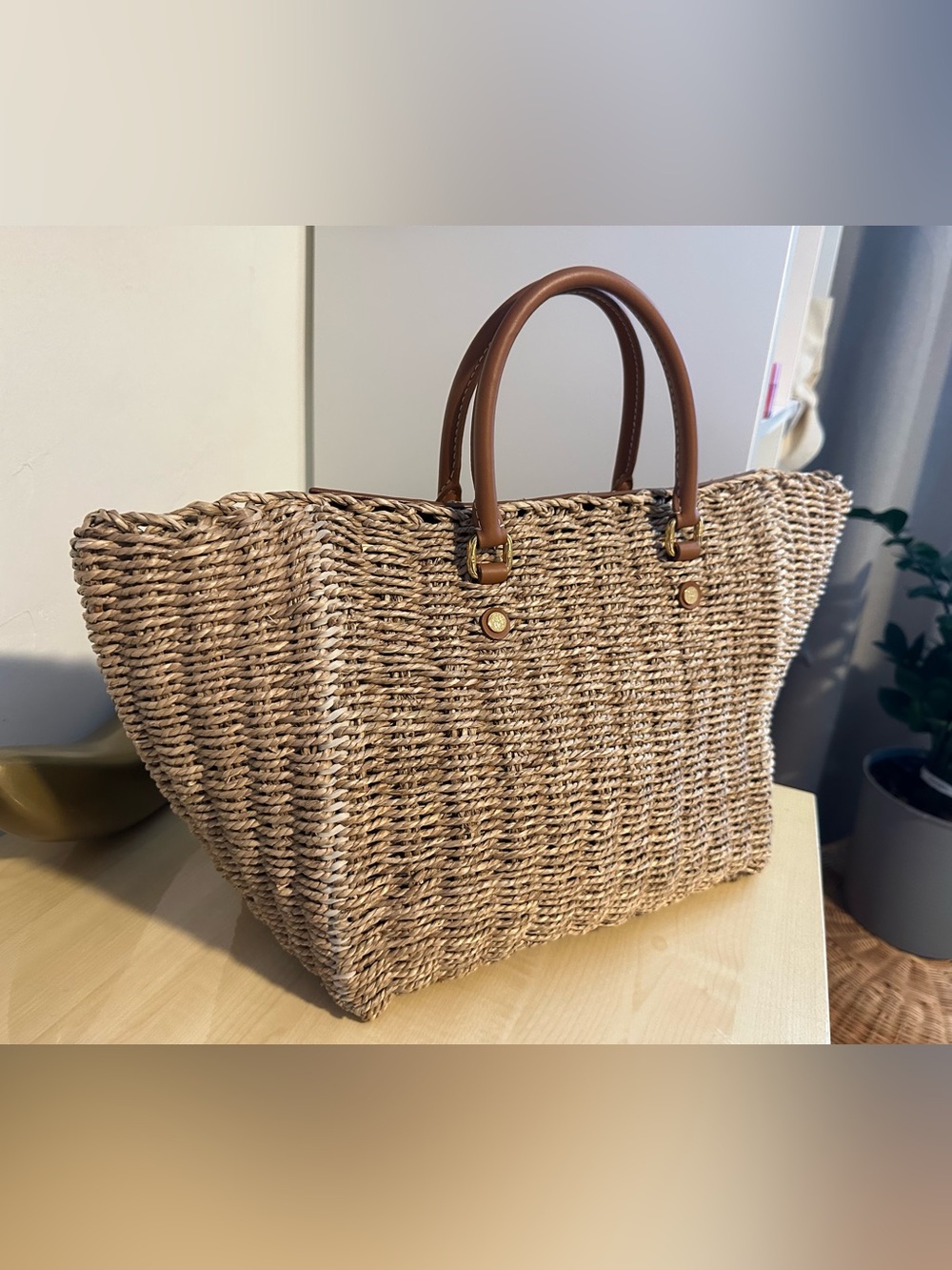 CH Carolina Herrera Vendome Woven Raffia Leather Tote Large Summer Bag - Picture 5 of 16